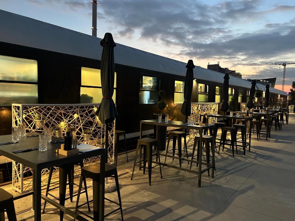 Hostel Balkan Express 자그레브 외부 사진